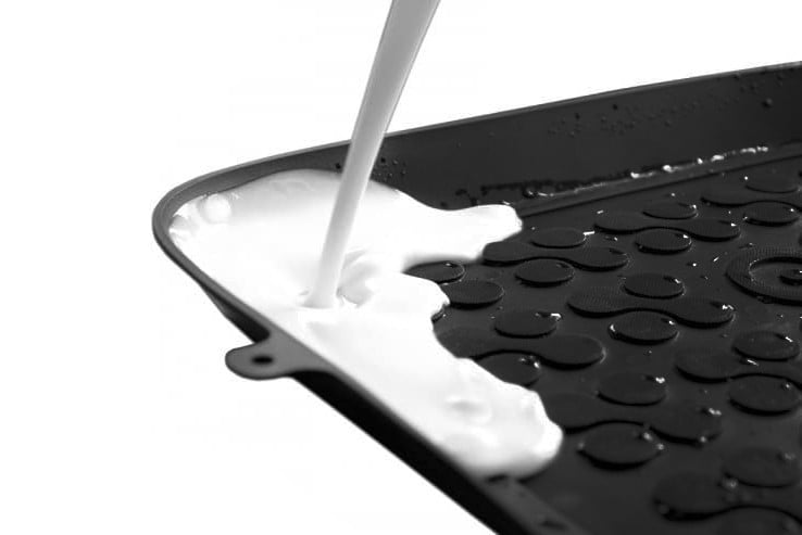 Covorase cauciuc 3D tip tavita Volkswagen VW Touareg I fabricatie 2002-2010 Covorase cauciuc 3D tip tavita Volkswagen VW Touareg I fabricatie 2002-2010