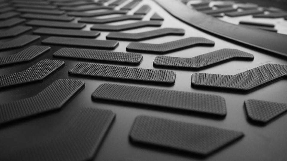 Covorase cauciuc tip tavita CHEVROLET MALIBU fabricatie de la 2012+ Covorase cauciuc tip tavita CHEVROLET MALIBU fabricatie de la 2012+